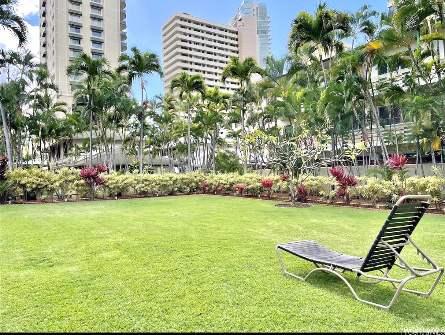 Royal Garden At Waikiki condo # 1808, Honolulu, Hawaii - photo 5 of 25