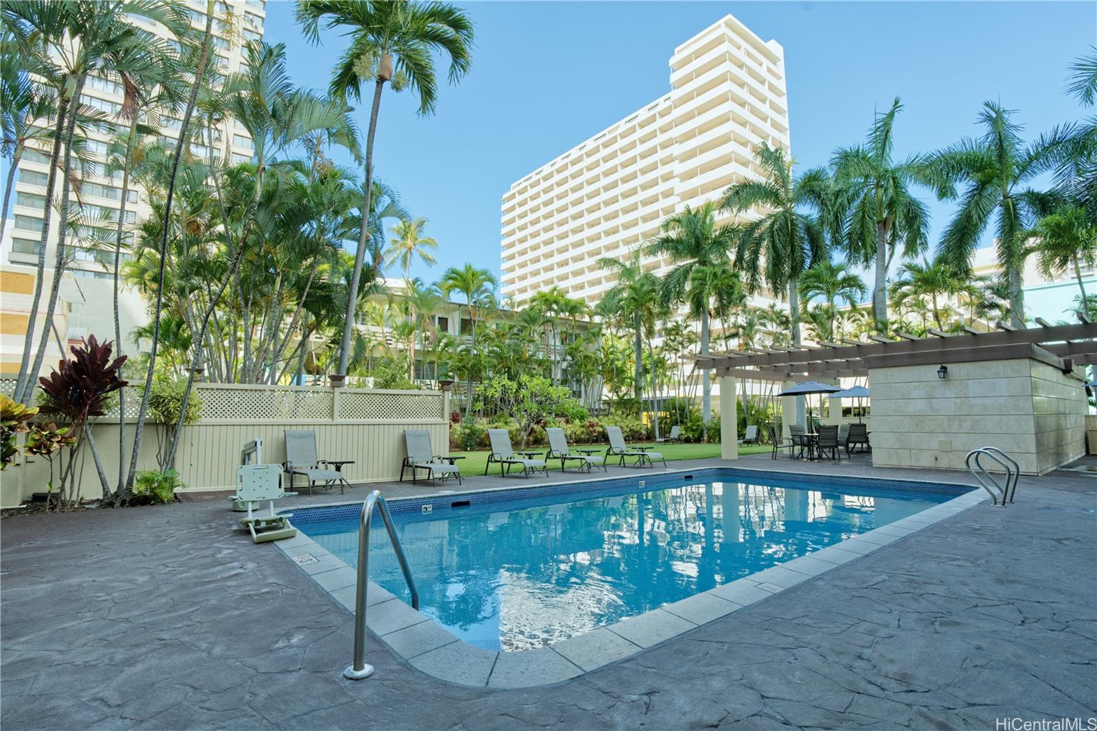 Royal Garden At Waikiki condo # 1812, Honolulu, Hawaii - photo 21 of 23