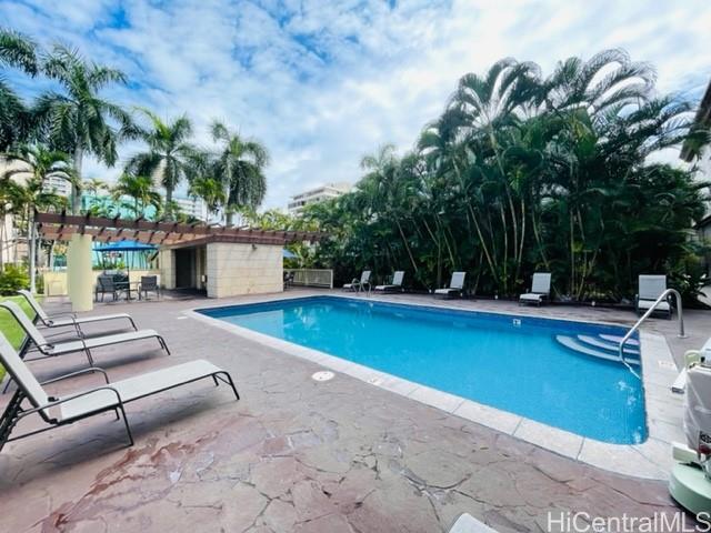 440 Olohana St Honolulu - Rental - photo 2 of 11