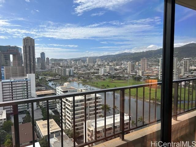 ROYAL GARDEN AT WAIKIKI condo # 2107, Honolulu, Hawaii - photo 21 of 22