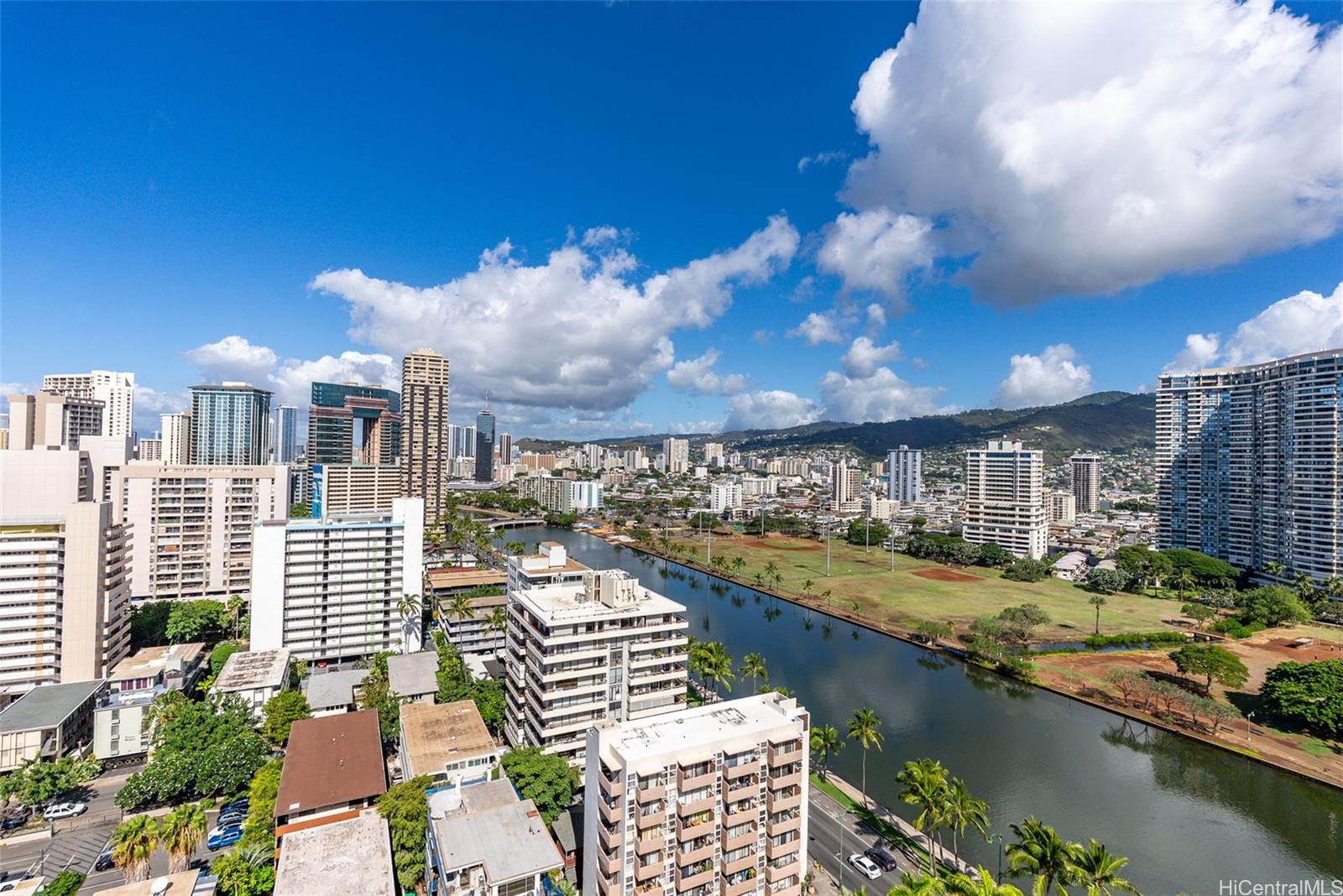 Royal Garden At Waikiki condo # 2108, Honolulu, Hawaii - photo 17 of 25
