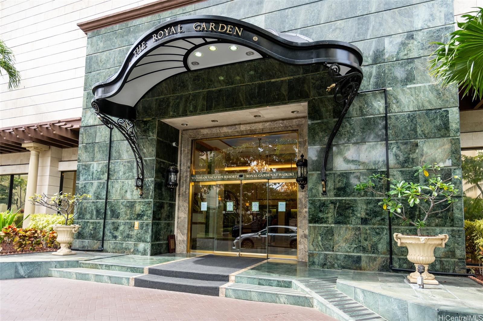 Royal Garden At Waikiki condo # 2108, Honolulu, Hawaii - photo 19 of 25