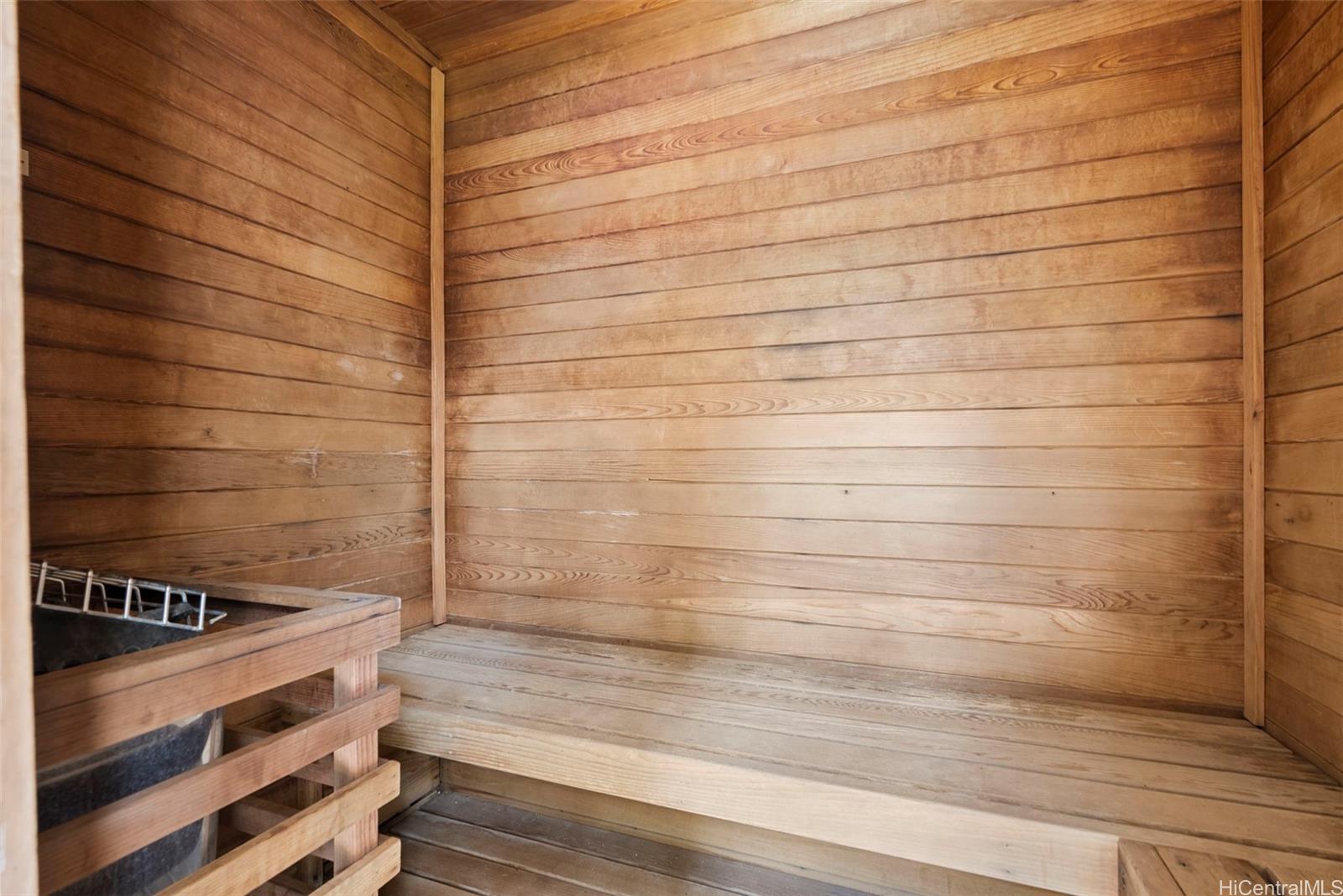 Royal Garden At Waikiki condo # 2108, Honolulu, Hawaii - photo 24 of 25