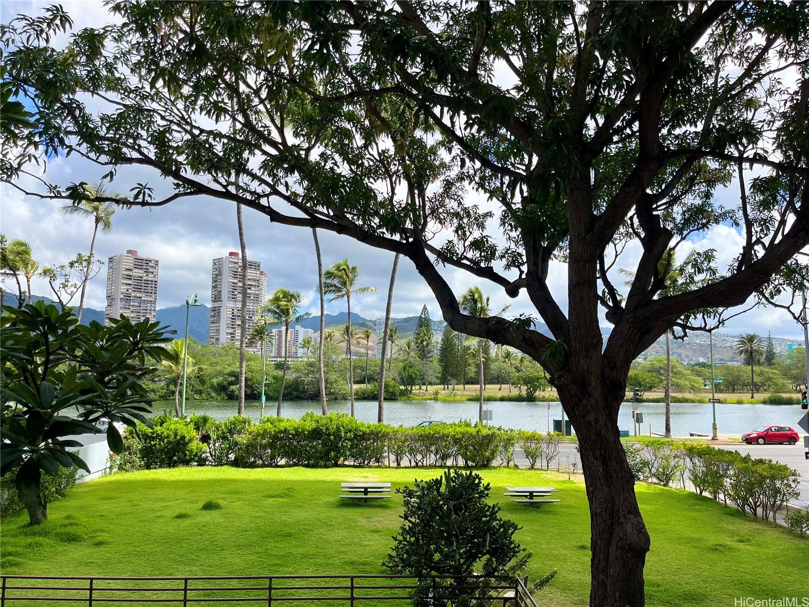 Seaside Suites condo # 409, Honolulu, Hawaii - photo 17 of 18