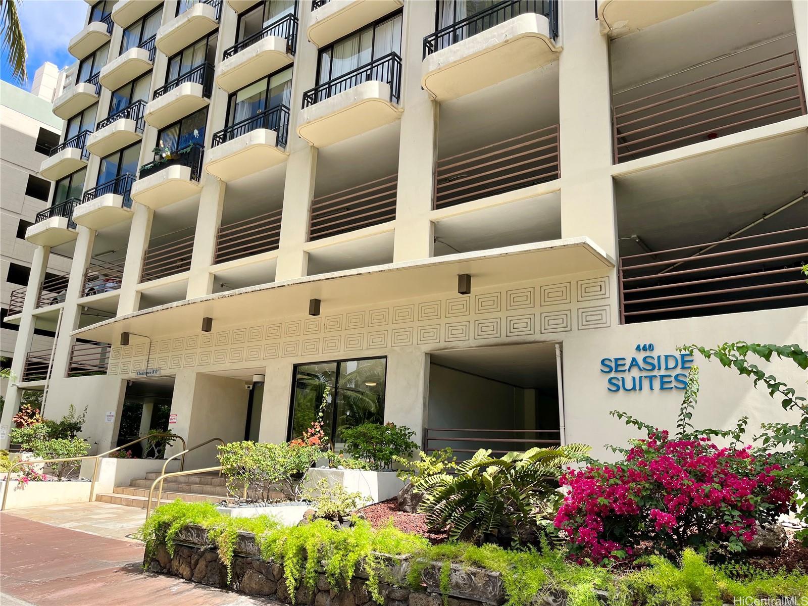 Seaside Suites condo # 409, Honolulu, Hawaii - photo 4 of 18