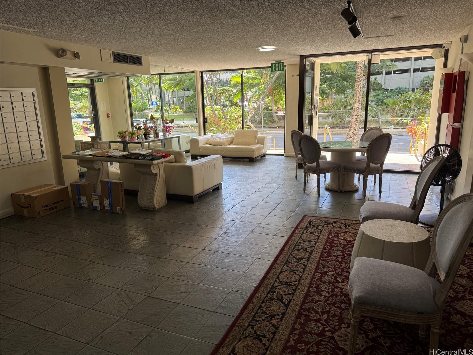 440 Seaside Ave Honolulu - Rental - photo 16 of 20