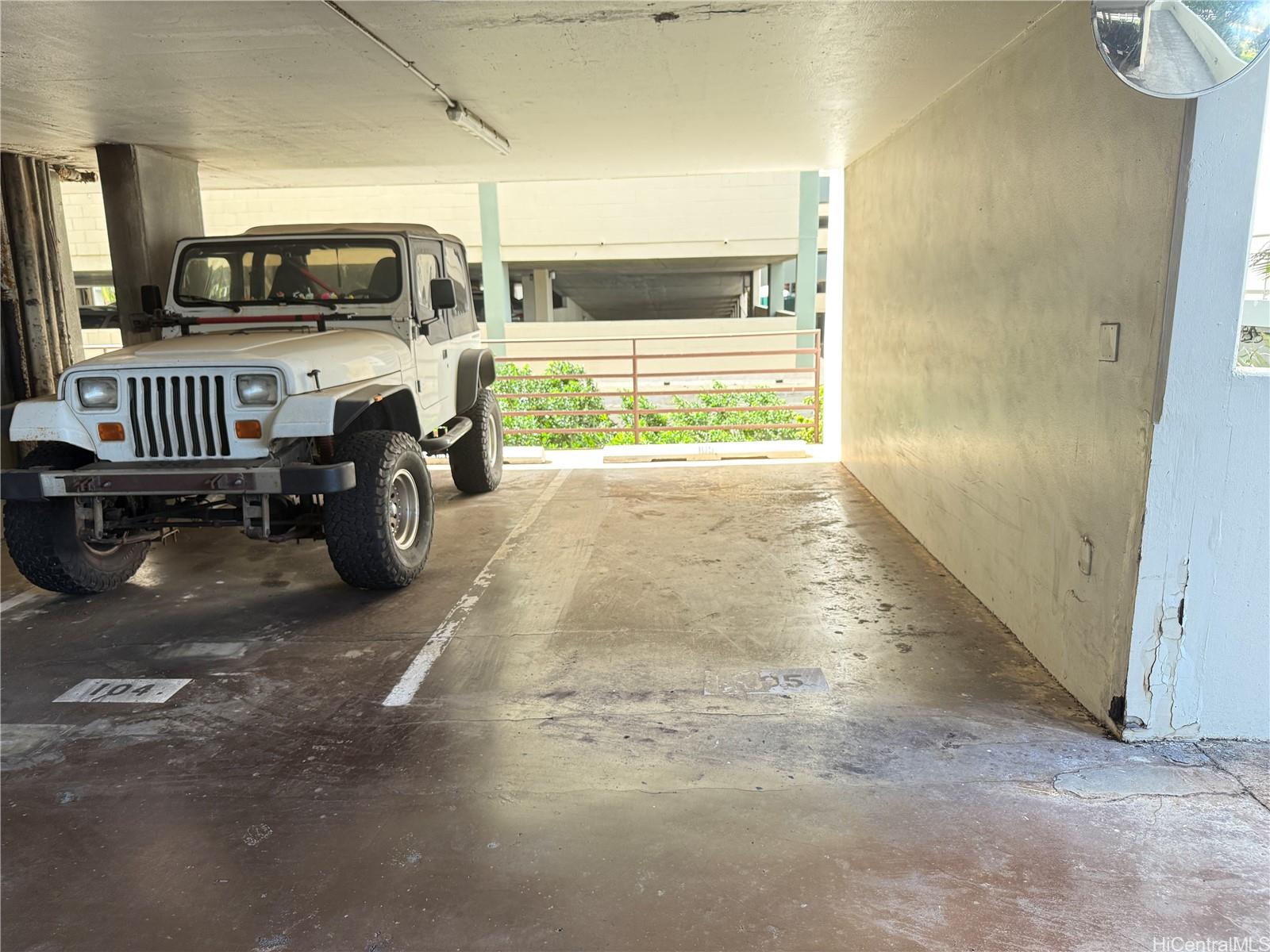 440 Seaside Ave Honolulu - Rental - photo 19 of 20