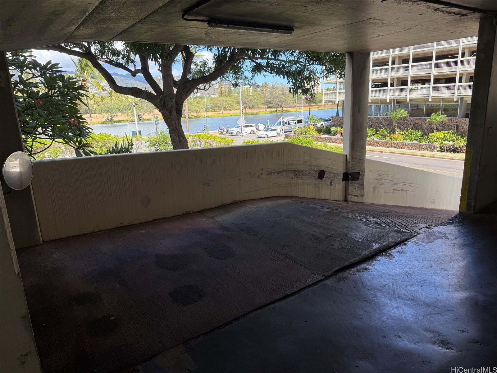 440 Seaside Ave Honolulu - Rental - photo 20 of 20