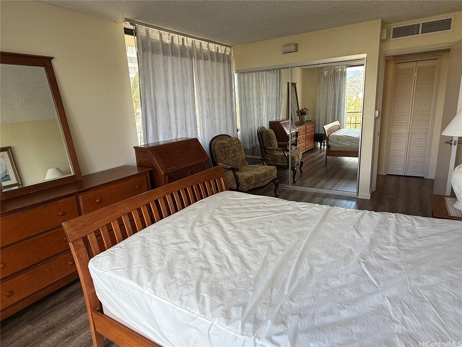 440 Seaside Ave Honolulu - Rental - photo 9 of 20