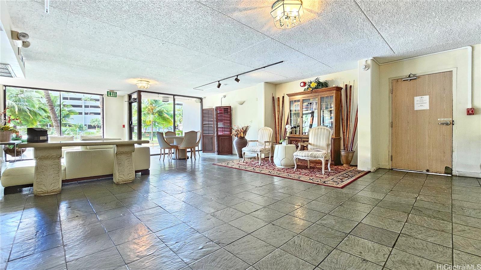 Seaside Suites condo # 506, Honolulu, Hawaii - photo 17 of 25