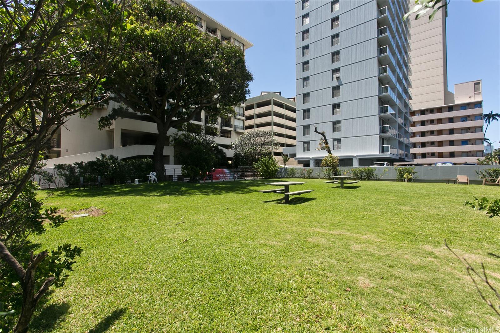 Seaside Suites condo # 605, Honolulu, Hawaii - photo 11 of 18
