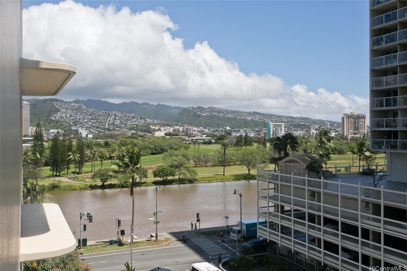 Seaside Suites condo # 605, Honolulu, Hawaii - photo 9 of 18