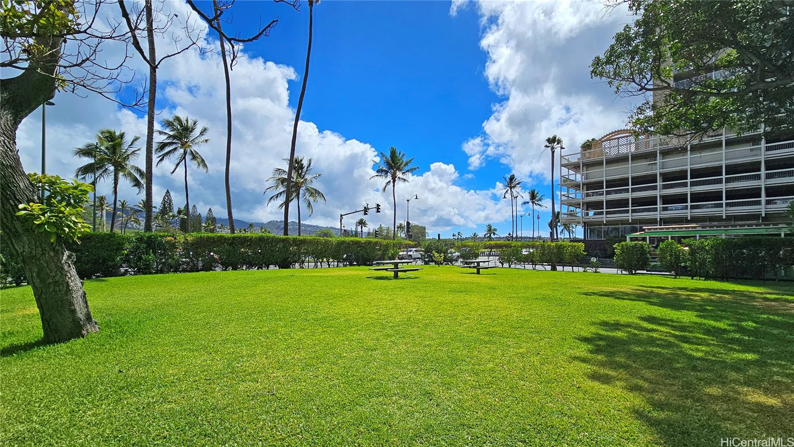 Seaside Suites condo # 608, Honolulu, Hawaii - photo 21 of 22