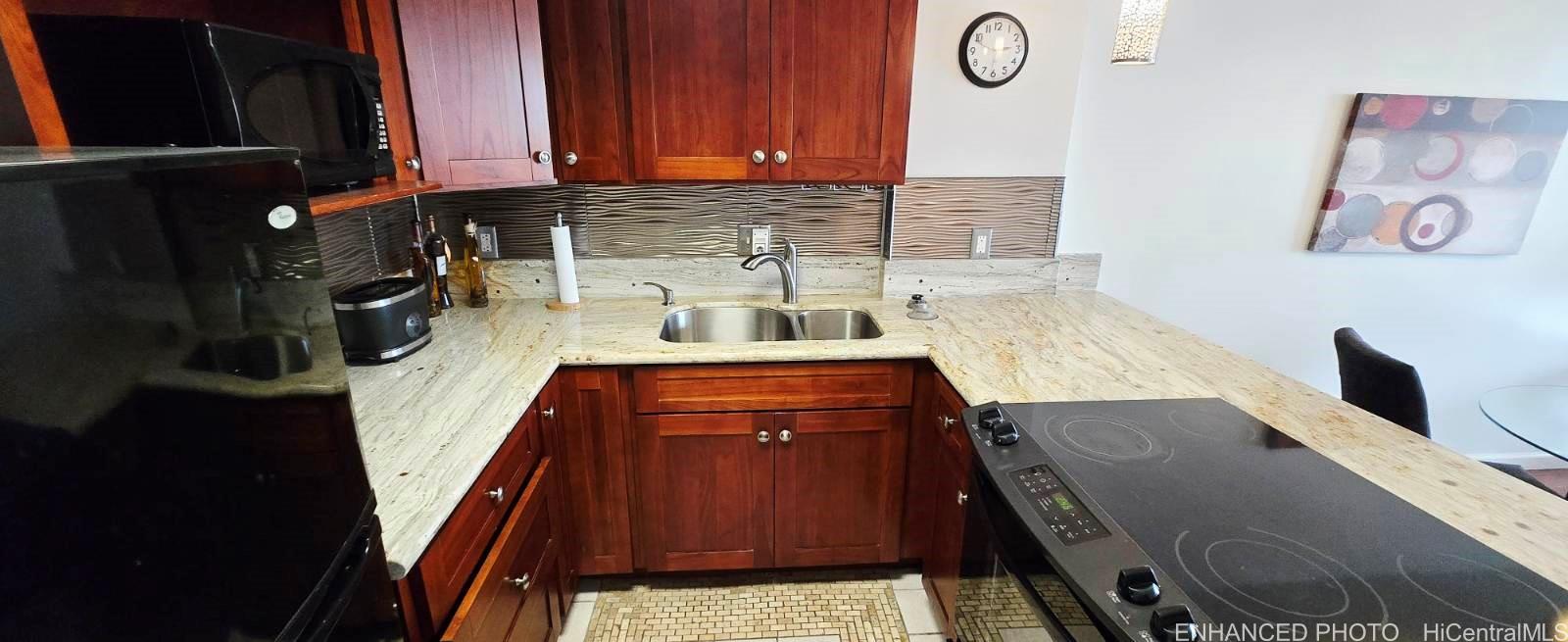 440 Seaside Ave Honolulu - Rental - photo 4 of 14