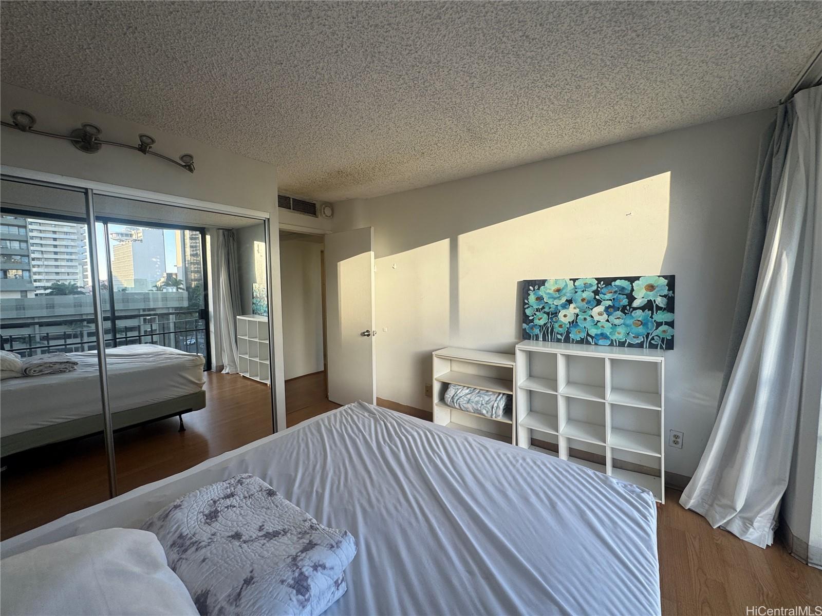 Seaside Suites condo # 708, Honolulu, Hawaii - photo 8 of 12