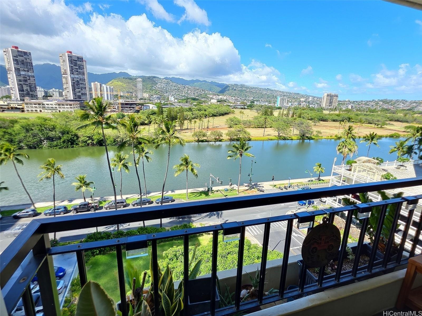 Seaside Suites condo # 903, Honolulu, Hawaii - photo 13 of 25