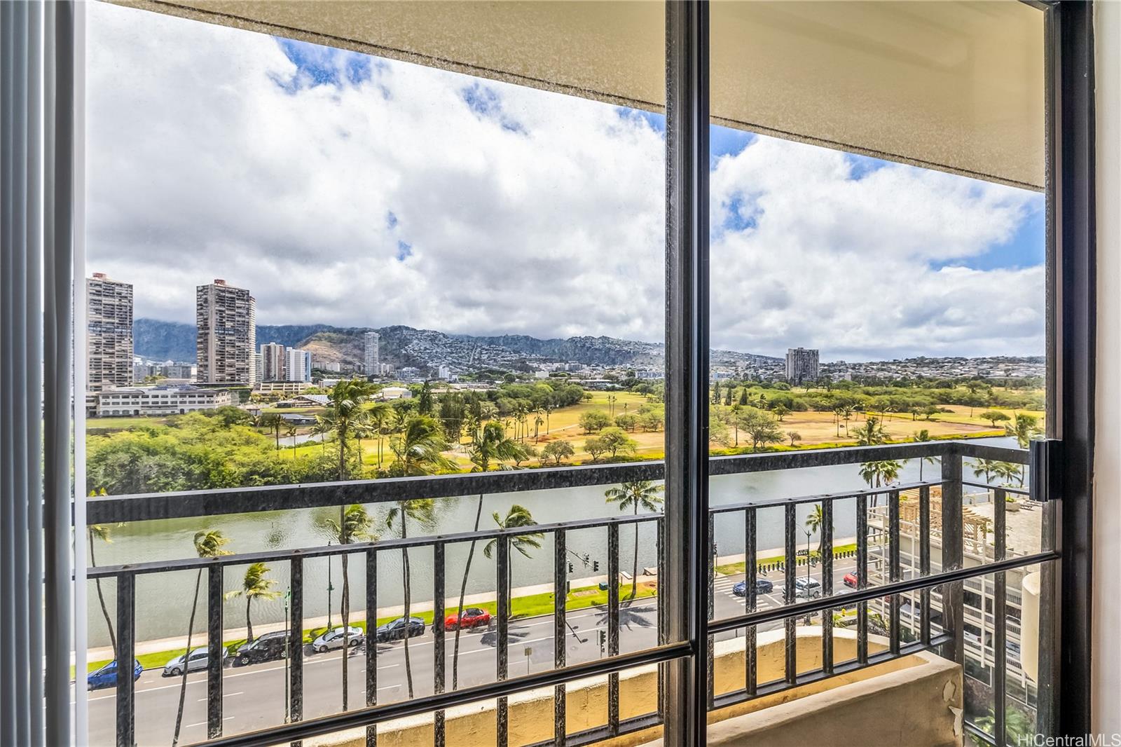 Seaside Suites condo # 903, Honolulu, Hawaii - photo 14 of 25
