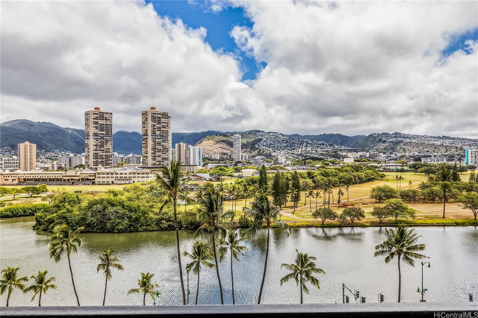 Seaside Suites condo # 903, Honolulu, Hawaii - photo 17 of 25