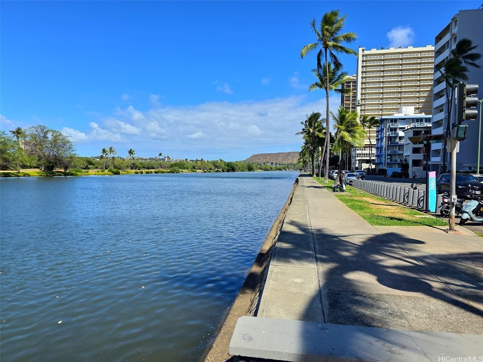 Seaside Suites condo # 903, Honolulu, Hawaii - photo 18 of 25