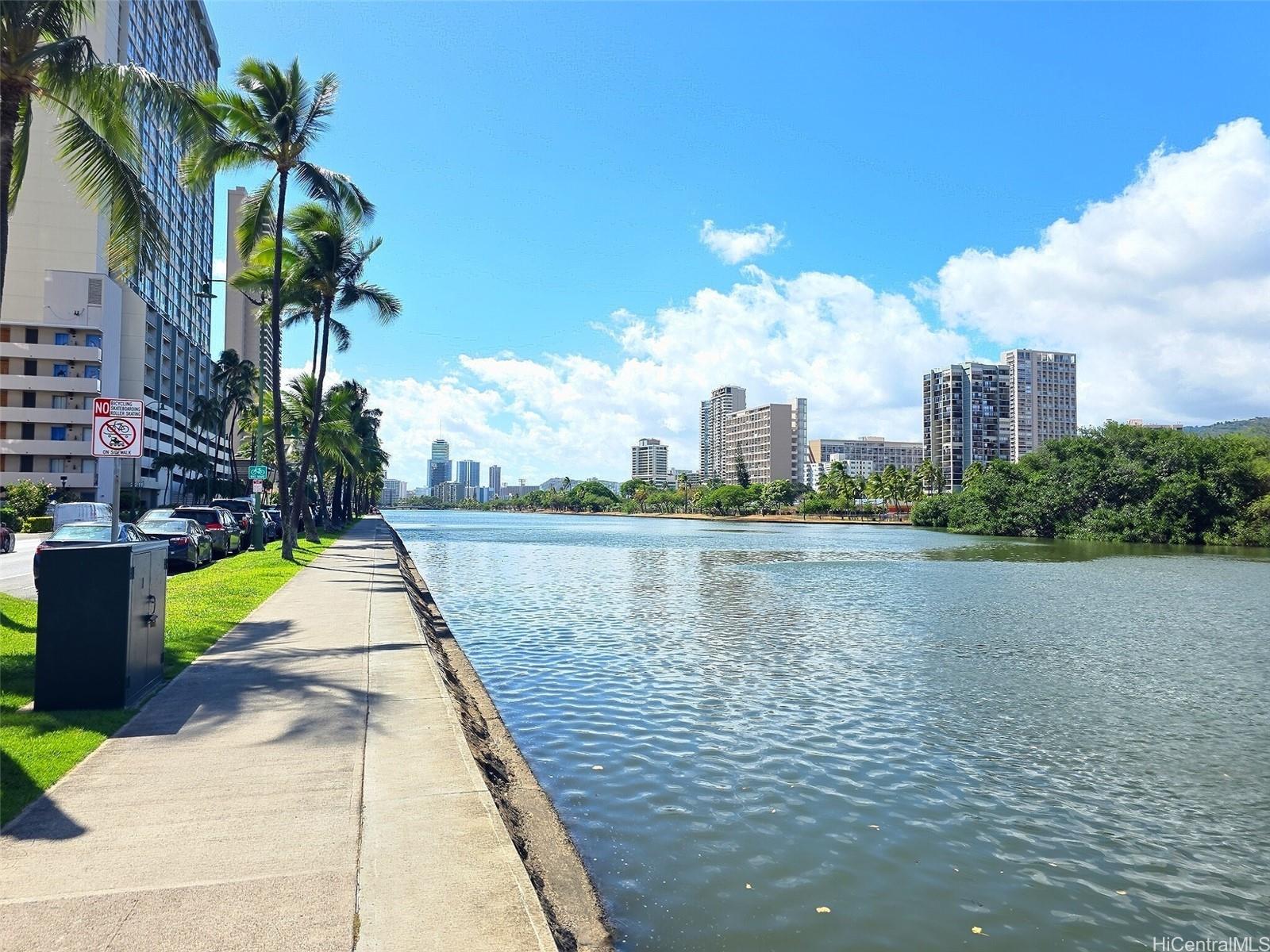 Seaside Suites condo # 903, Honolulu, Hawaii - photo 19 of 25
