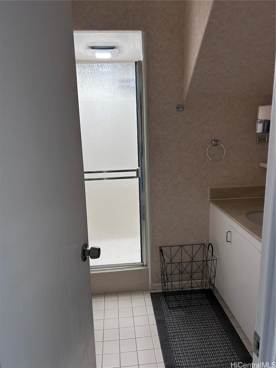 440 Seaside Ave Honolulu - Rental - photo 5 of 13