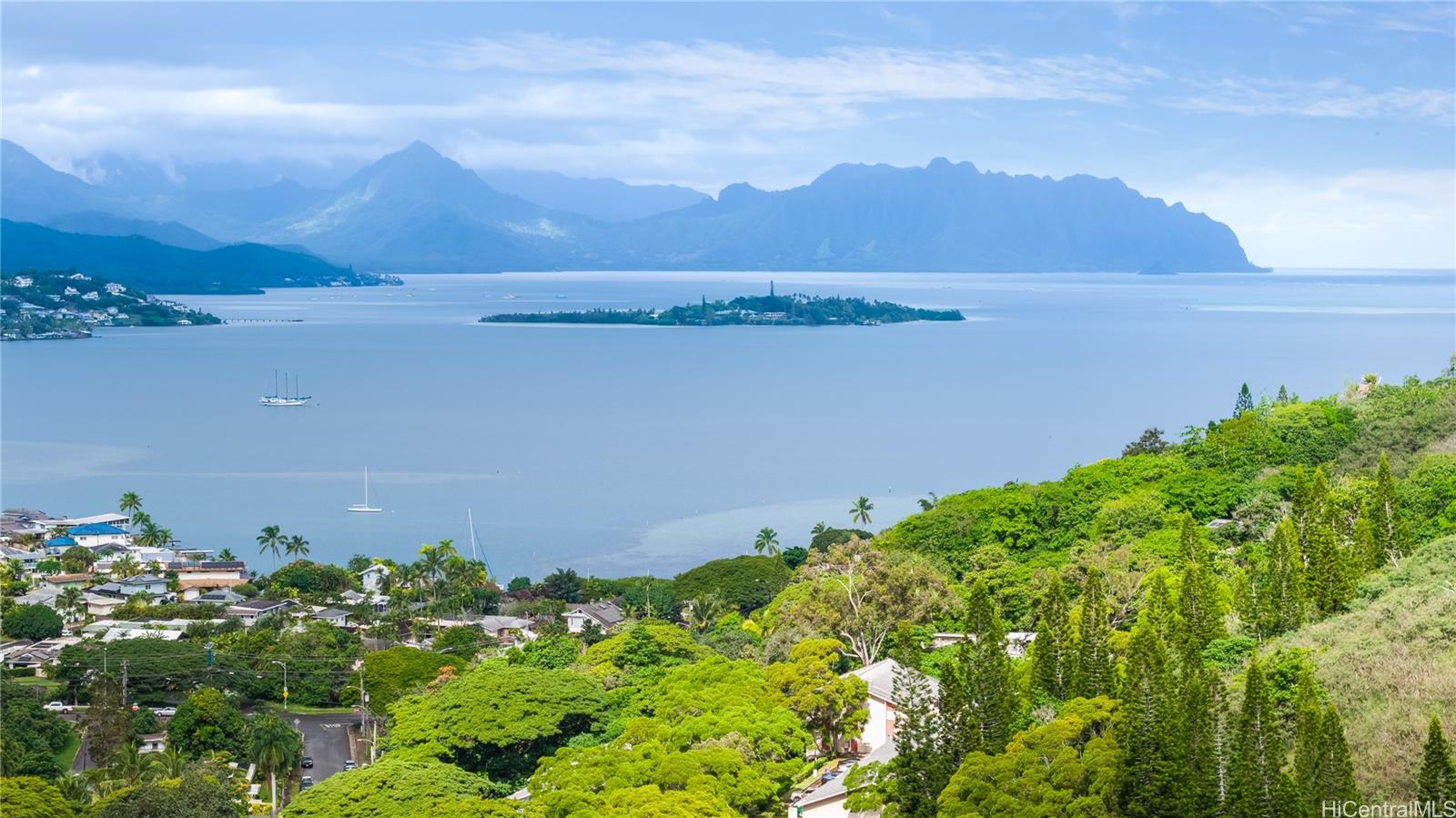 44-098 Ikeanani Drive townhouse # 711, Kaneohe, Hawaii - photo 22 of 24