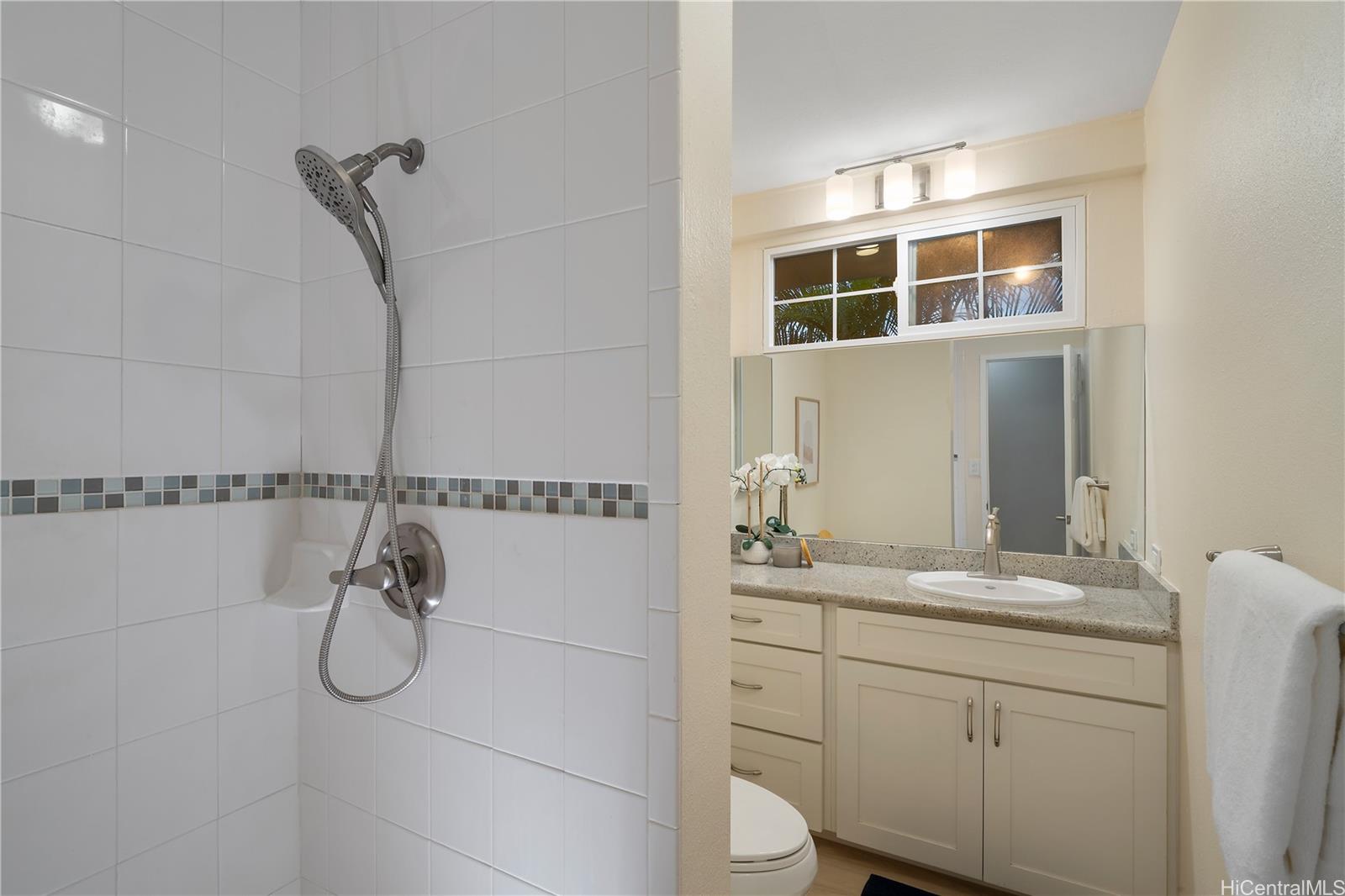 441  Kaumakani Street Koko Head Terrace, Hawaii Kai home - photo 11 of 24