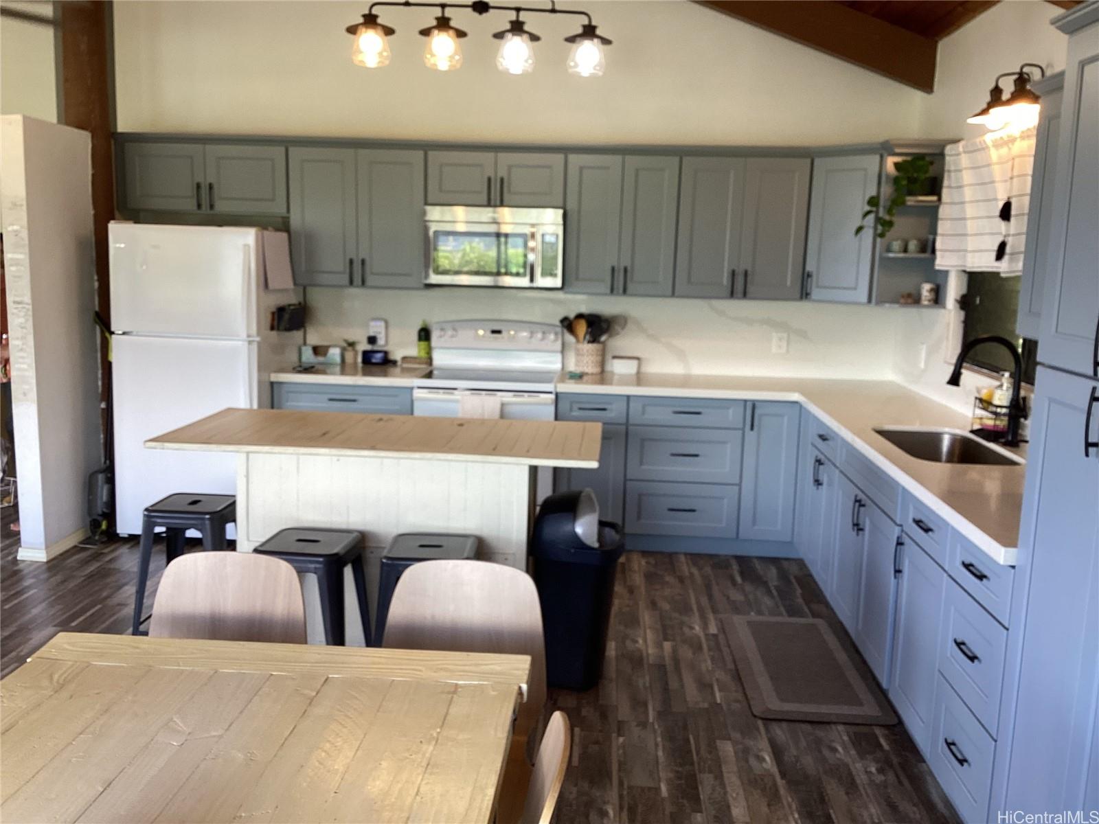 44-114  Malulani Place Mikiola, Kaneohe home - photo 4 of 25