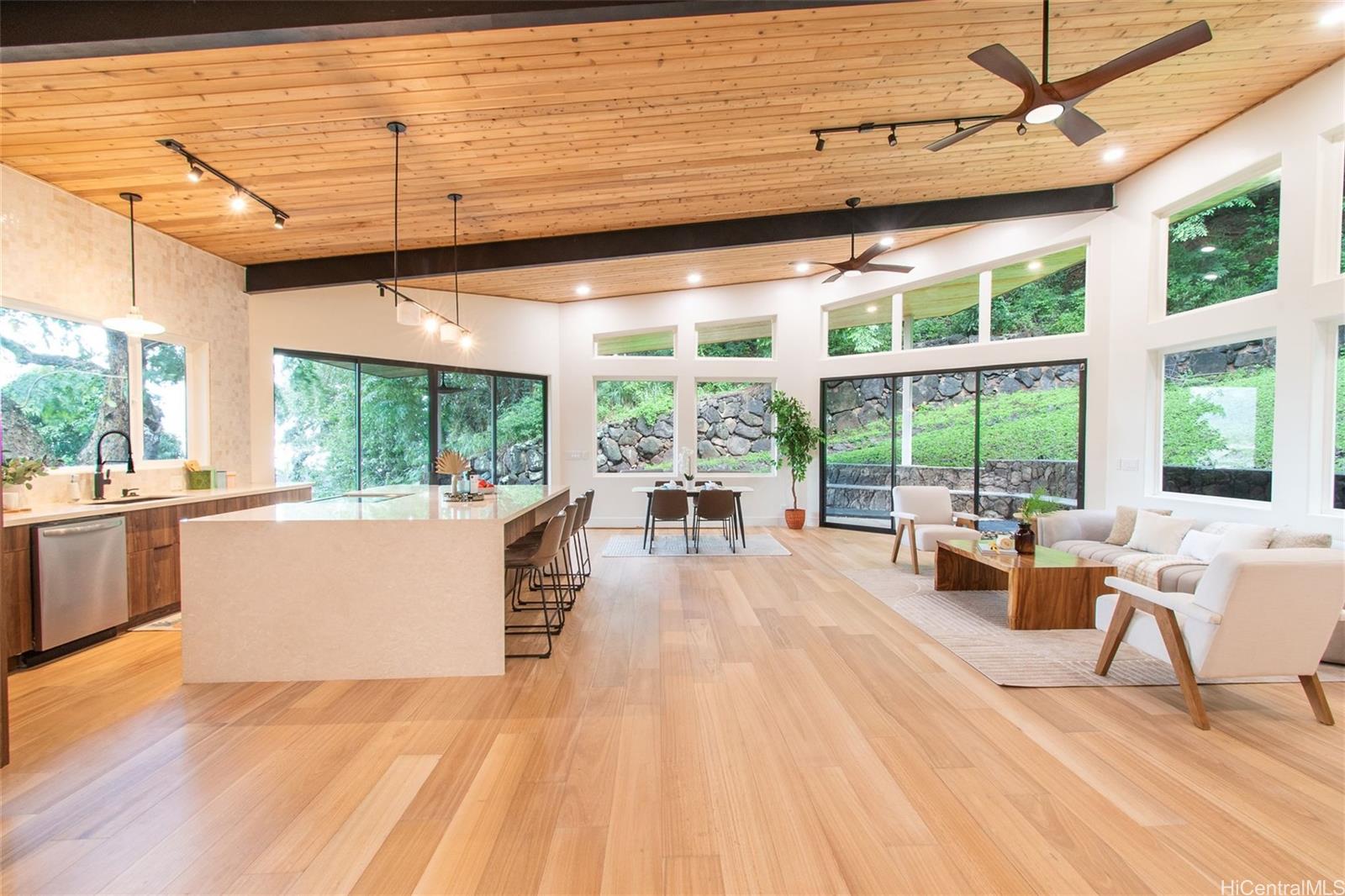 44-122  Ikeanani Drive Mahinui, Kaneohe home - photo 2 of 22