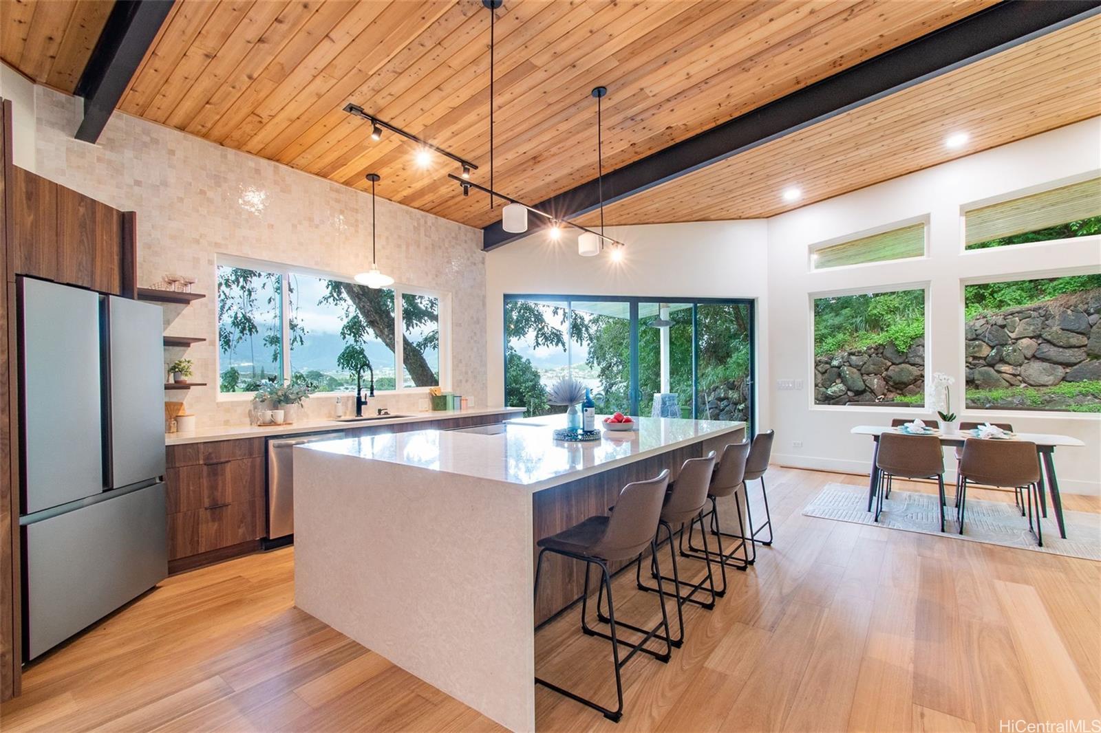 44-122  Ikeanani Drive Mahinui, Kaneohe home - photo 3 of 22