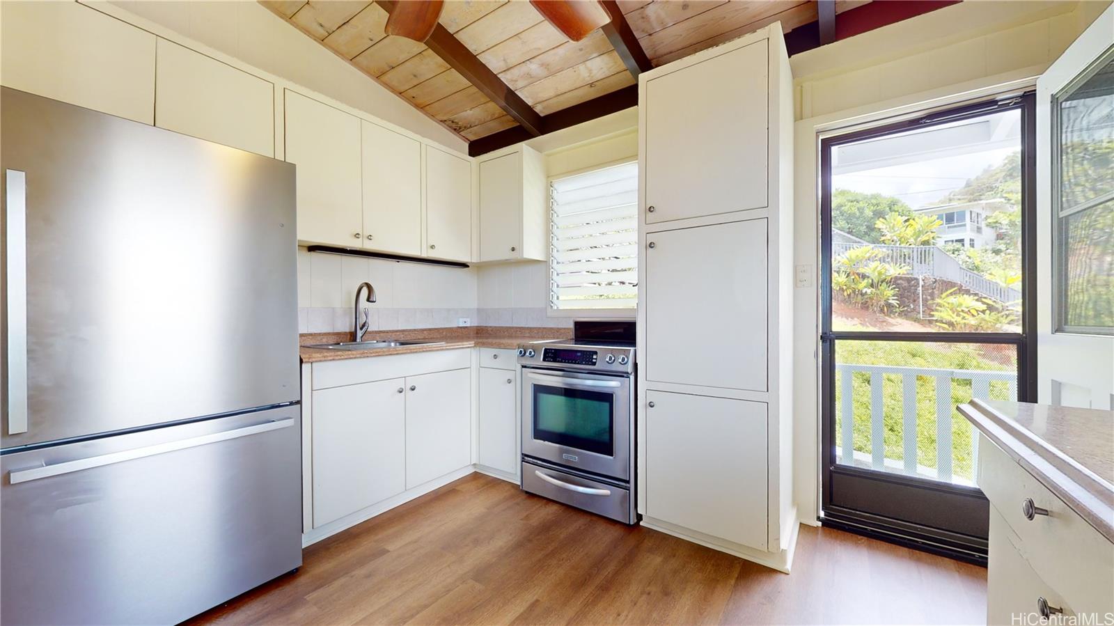 44-123 Mikiola Dr Kaneohe - Rental - photo 5 of 25