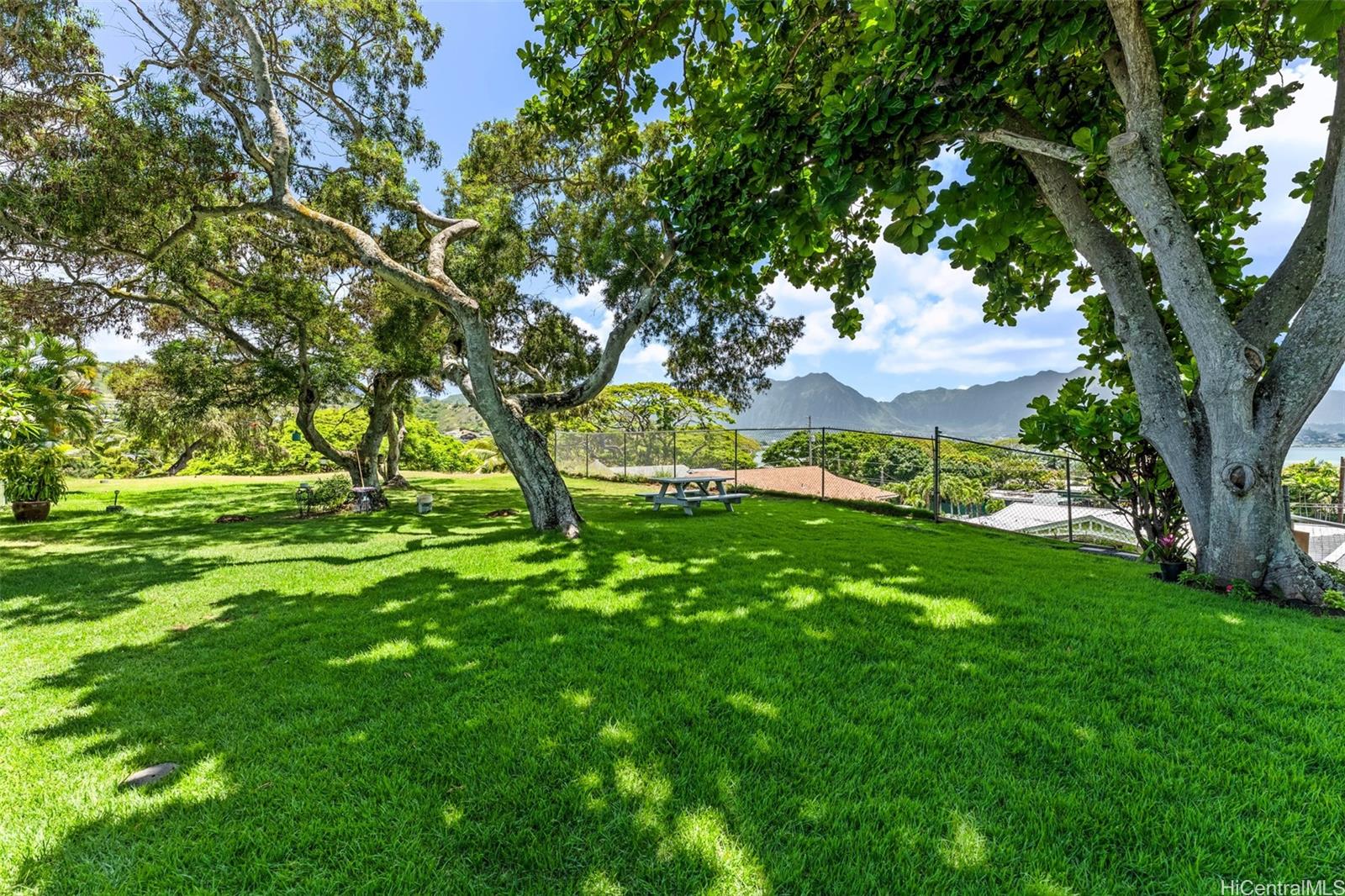 44-130-5 Mui Place townhouse # 2605, Kaneohe, Hawaii - photo 16 of 20