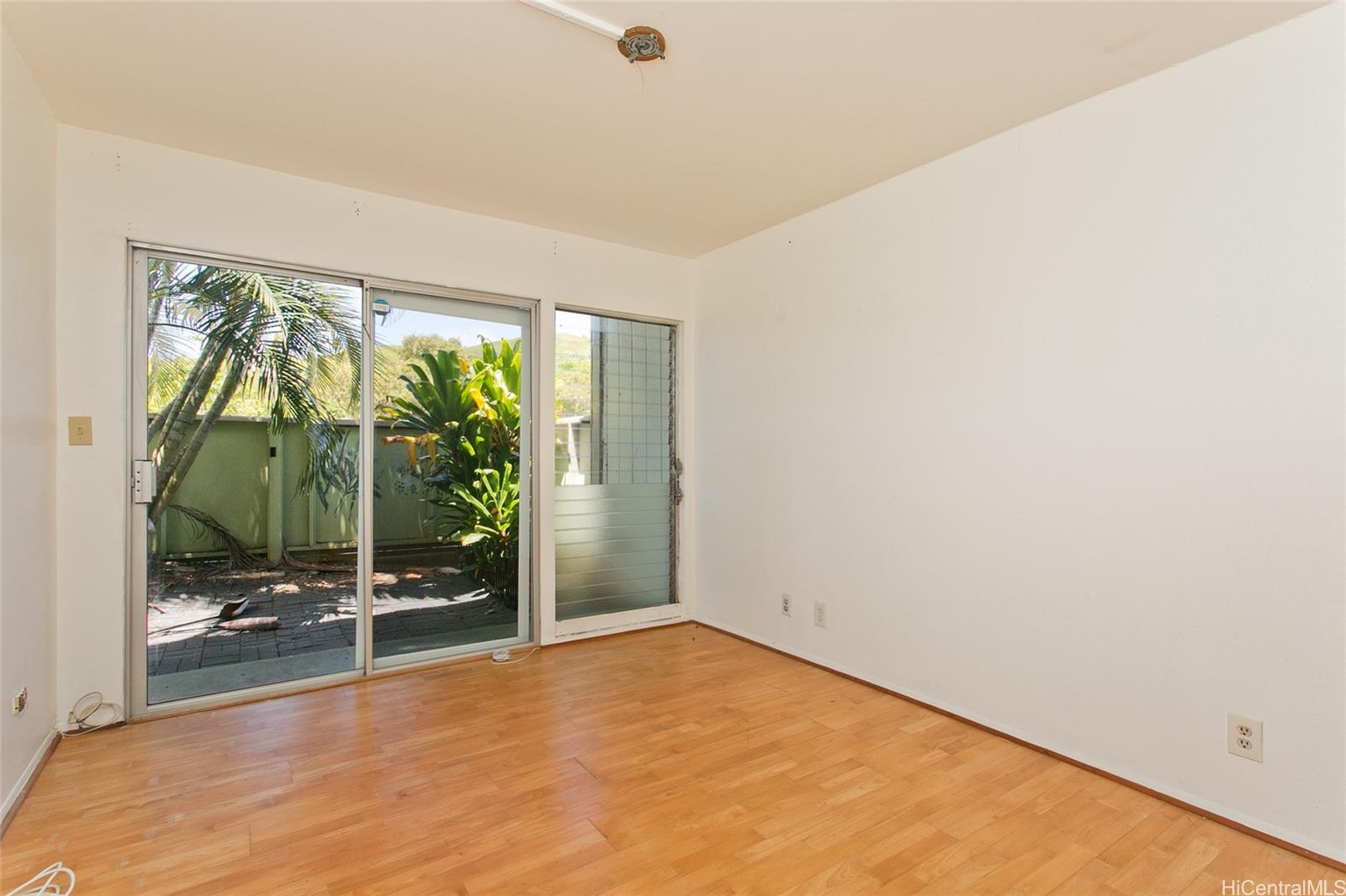 Yacht Club Terrace condo # 2204, Kaneohe, Hawaii - photo 16 of 24