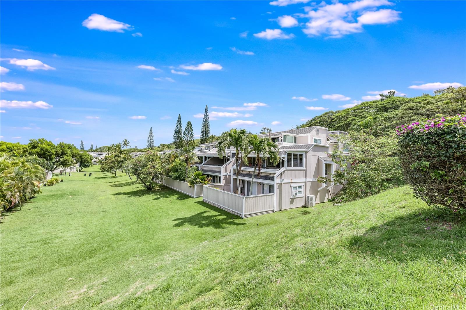 44160 Hako Street 5 Kaneohe Hawaii Rental Yacht Club Terrace