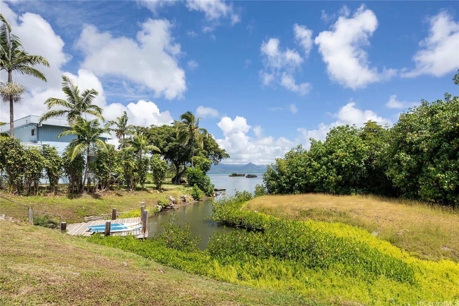 44-275  Kaneohe Bay Drive Kaneohe Bay, Kaneohe home - photo 7 of 24