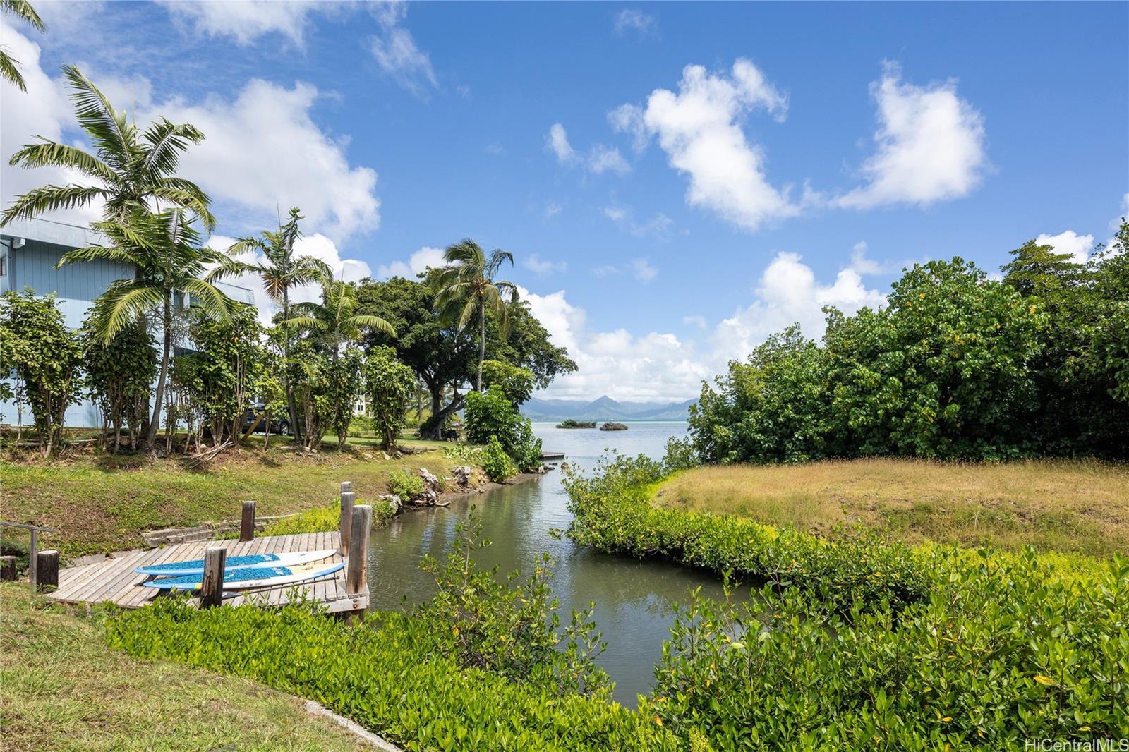 44-275  Kaneohe Bay Drive Kaneohe Bay, Kaneohe home - photo 8 of 24