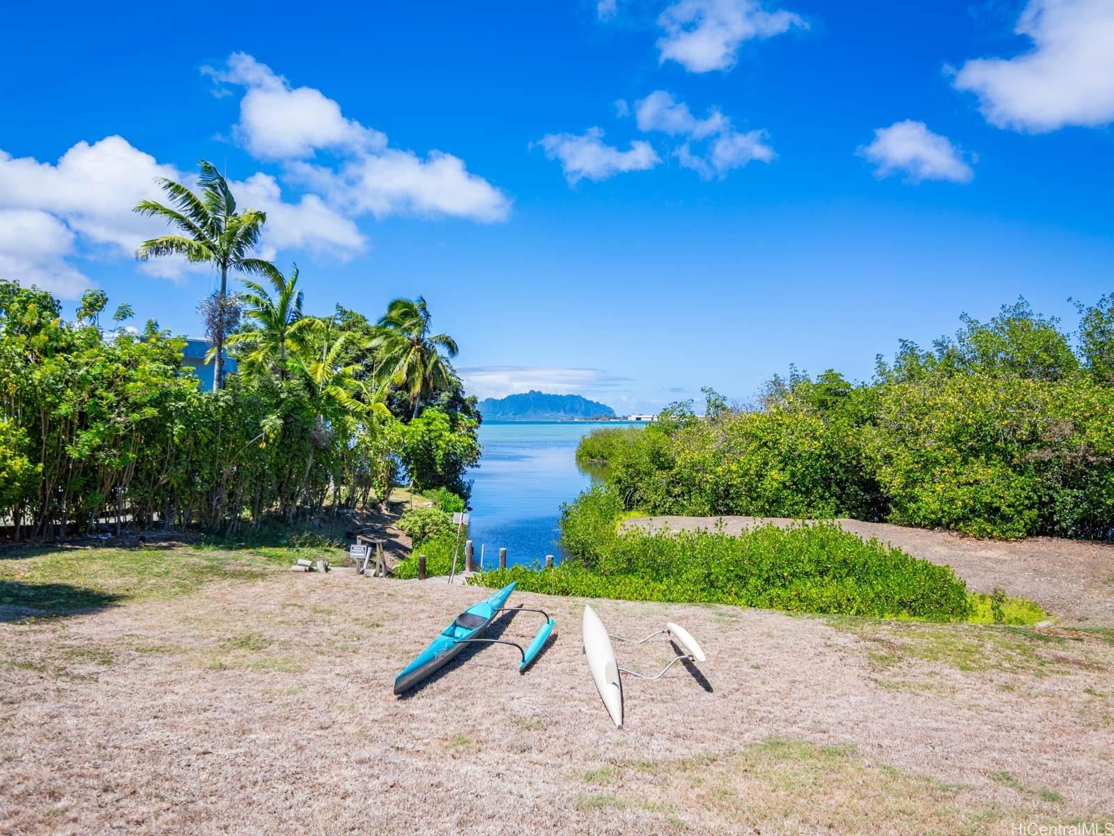 44-275  Kaneohe Bay Drive Kaneohe Bay, Kaneohe home - photo 2 of 3