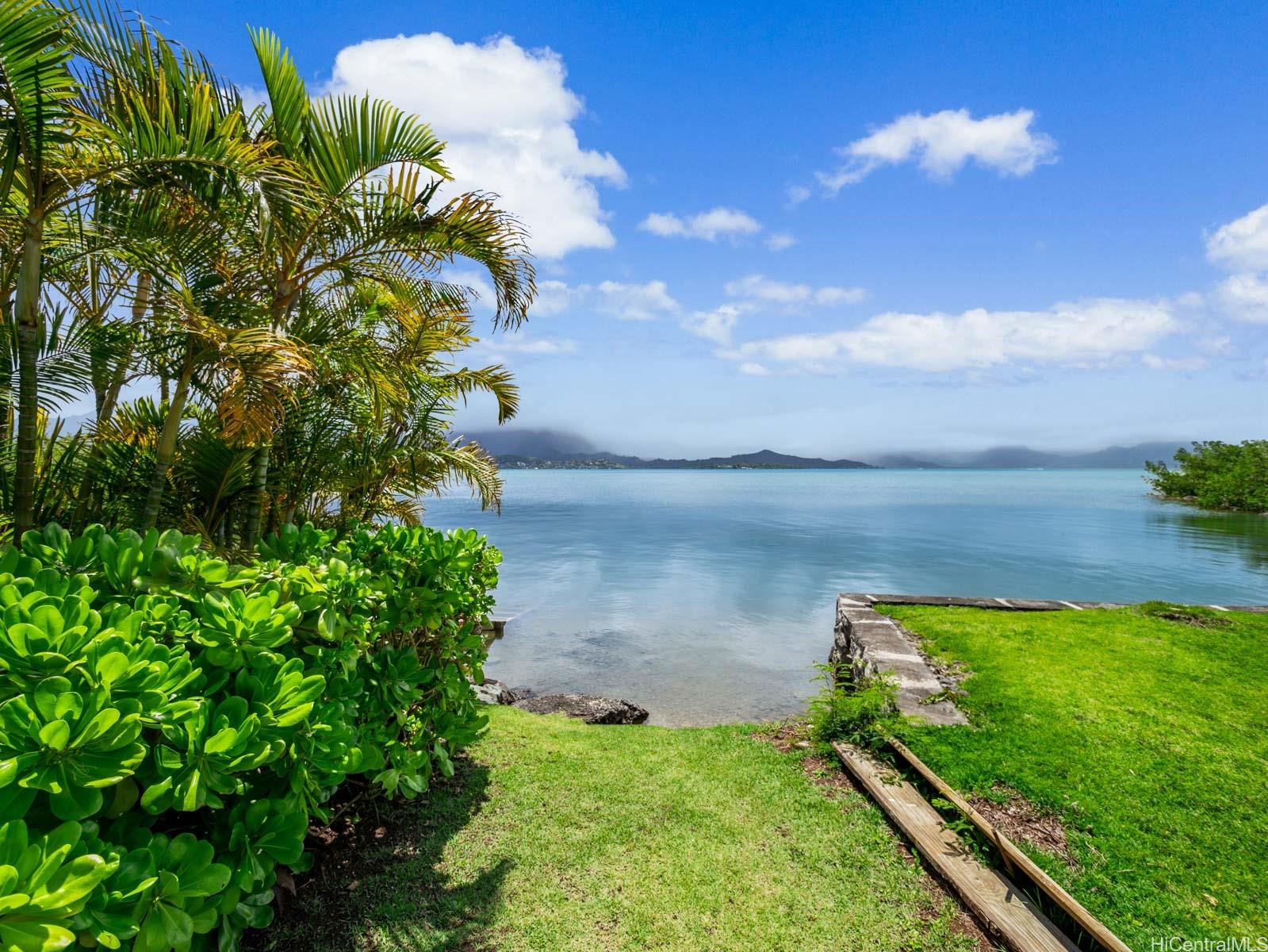 44-313 Kaneohe Bay Dr Kaneohe - Multi-family - photo 23 of 25