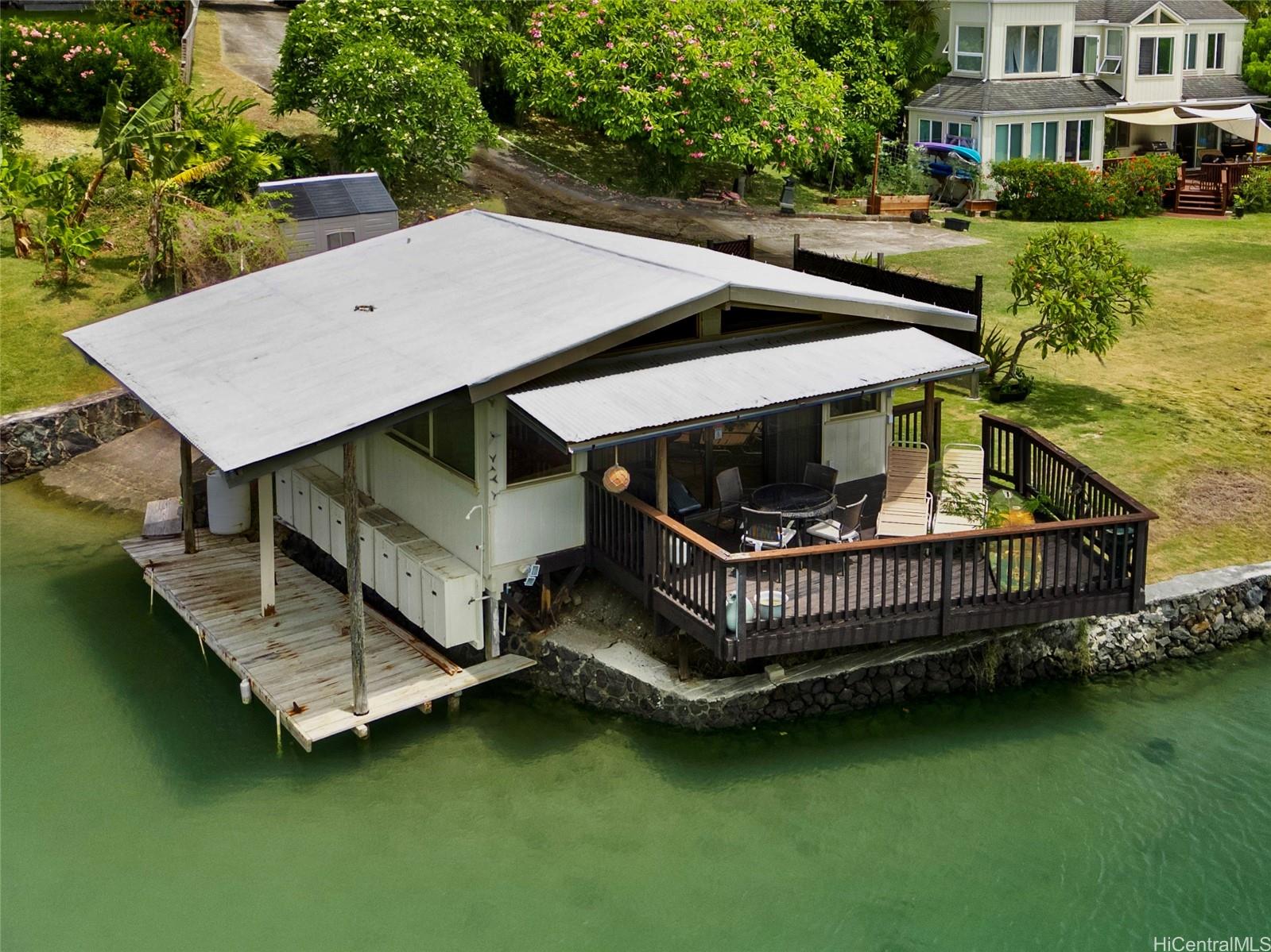 44-327  Kaneohe Bay Drive Kaneohe Bay, Kaneohe home - photo 19 of 25