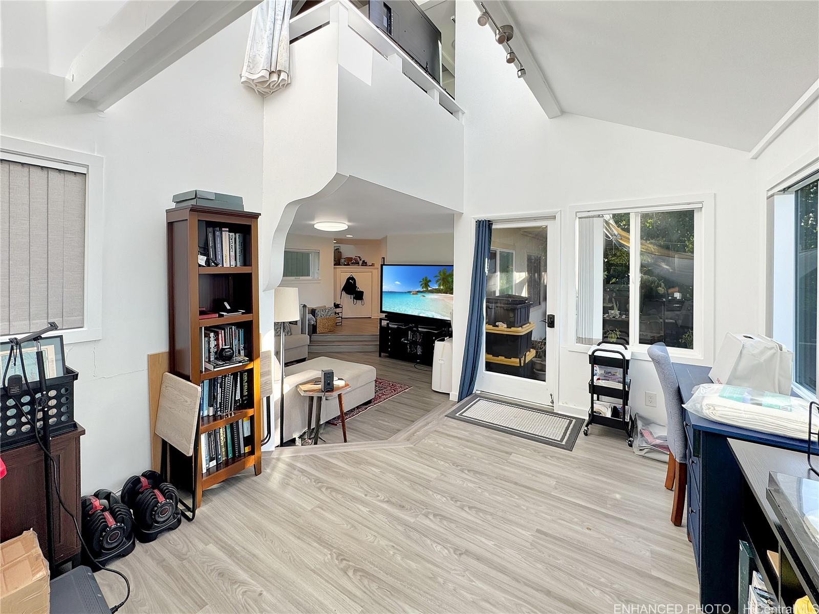 44-327  Kaneohe Bay Dr Kaneohe Bay, Kaneohe home - photo 10 of 23