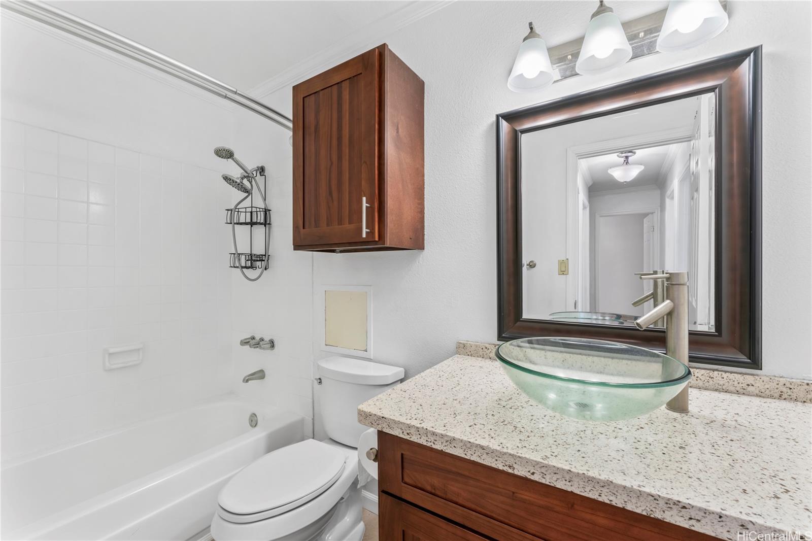 44-361 Nilu Street townhouse # 9/8, Kaneohe, Hawaii - photo 7 of 18