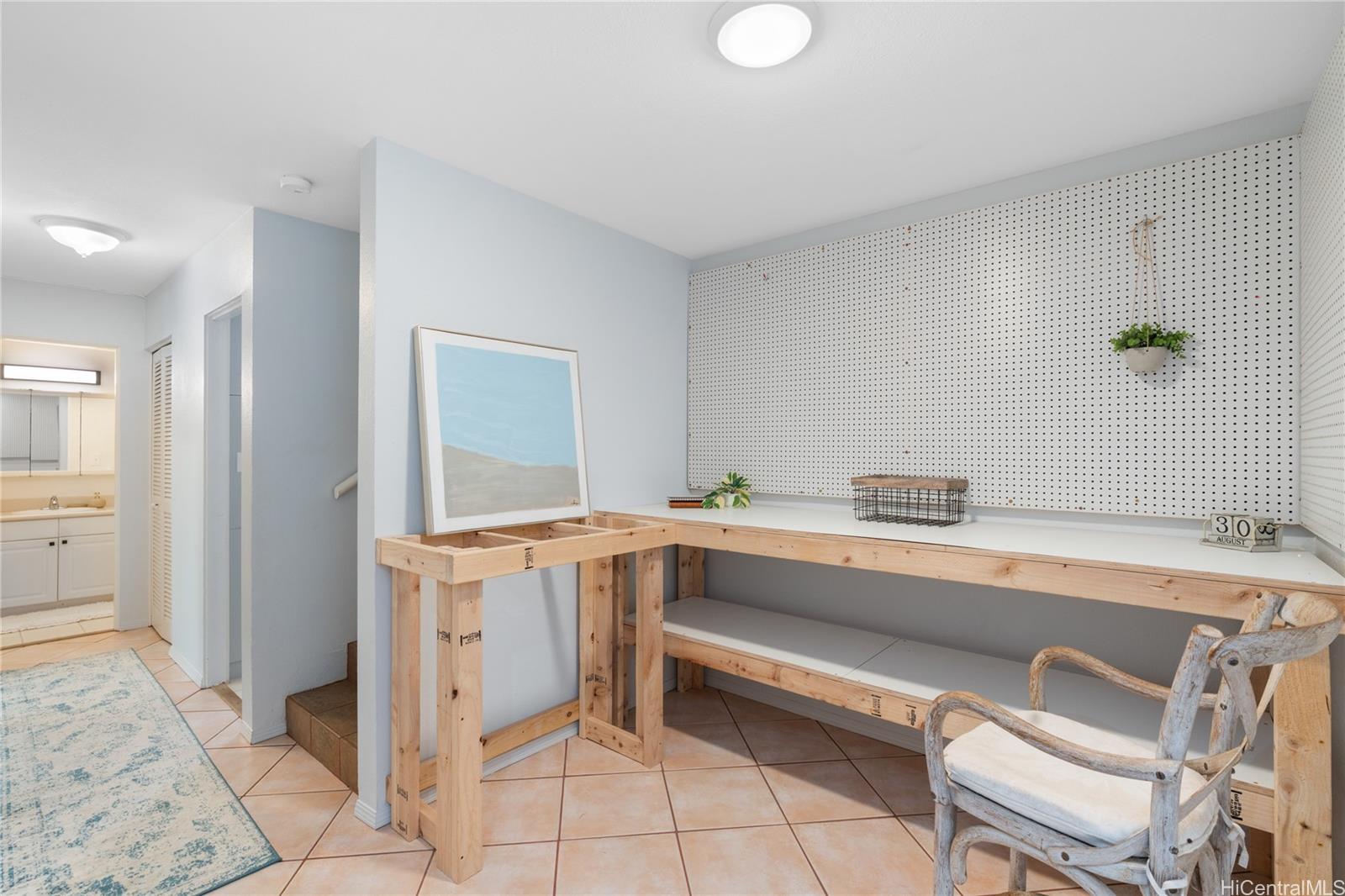 Yacht Club Knolls condo # 5, Kaneohe, Hawaii - photo 20 of 25