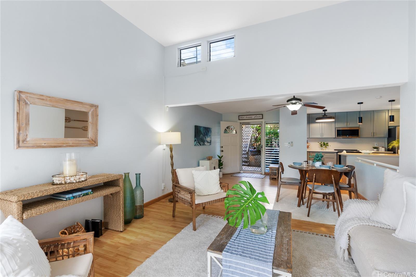 Yacht Club Knolls condo # 5, Kaneohe, Hawaii - photo 3 of 25