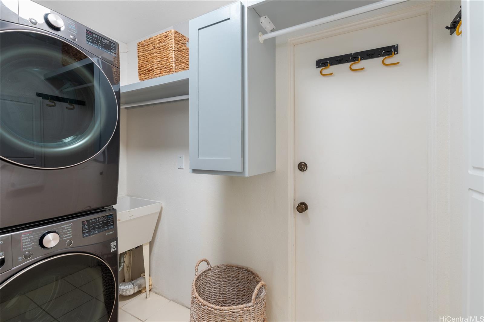 Yacht Club Knolls condo # 5, Kaneohe, Hawaii - photo 21 of 25