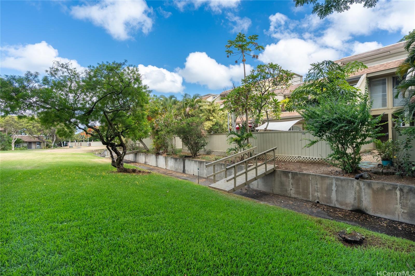 Yacht Club Knolls condo # 5, Kaneohe, Hawaii - photo 24 of 25