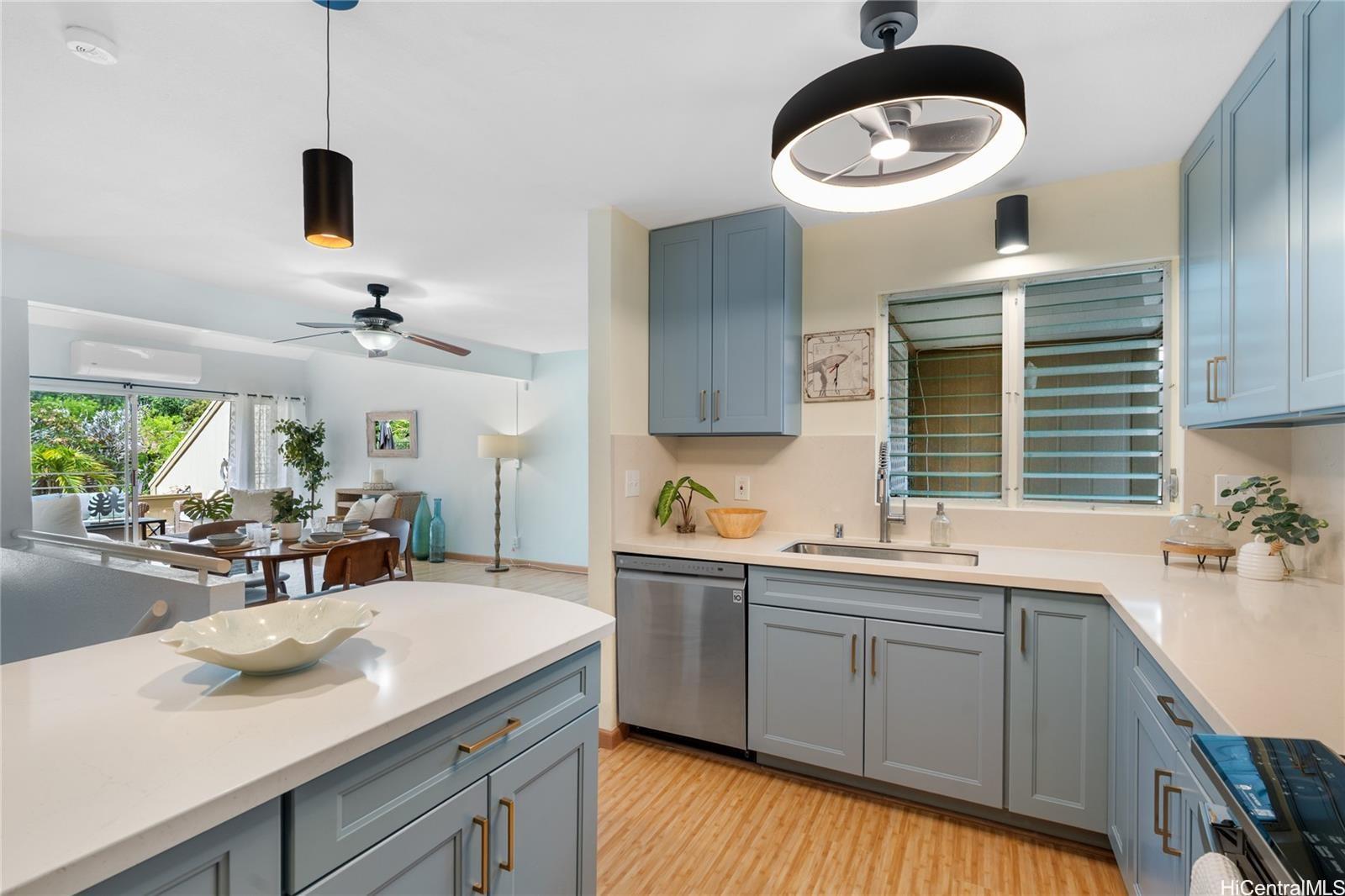 Yacht Club Knolls condo # 5, Kaneohe, Hawaii - photo 7 of 25