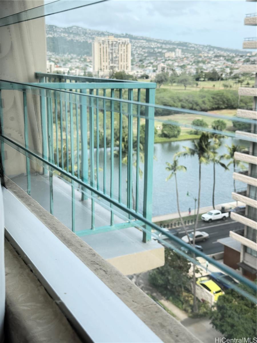 Aloha Surf Hotel condo # 1012, Honolulu, Hawaii - photo 19 of 21