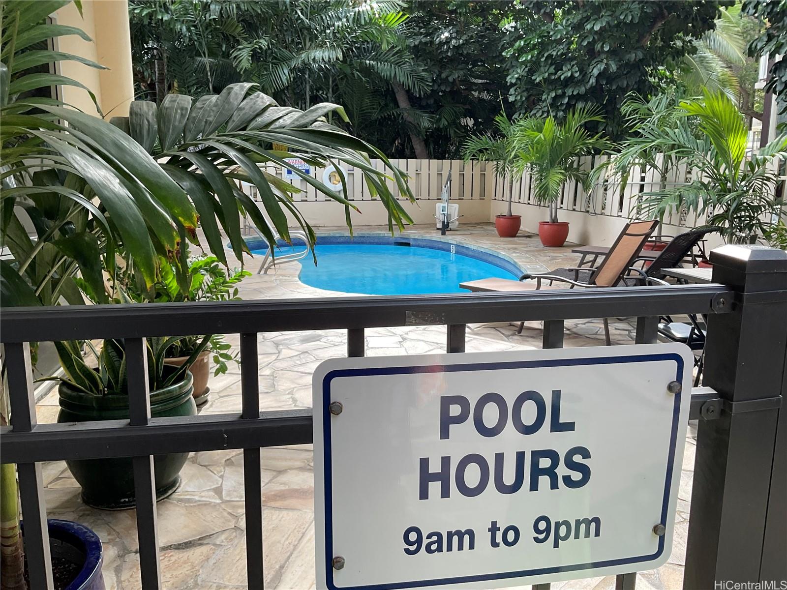 Aloha Surf Hotel condo # 1012, Honolulu, Hawaii - photo 9 of 21