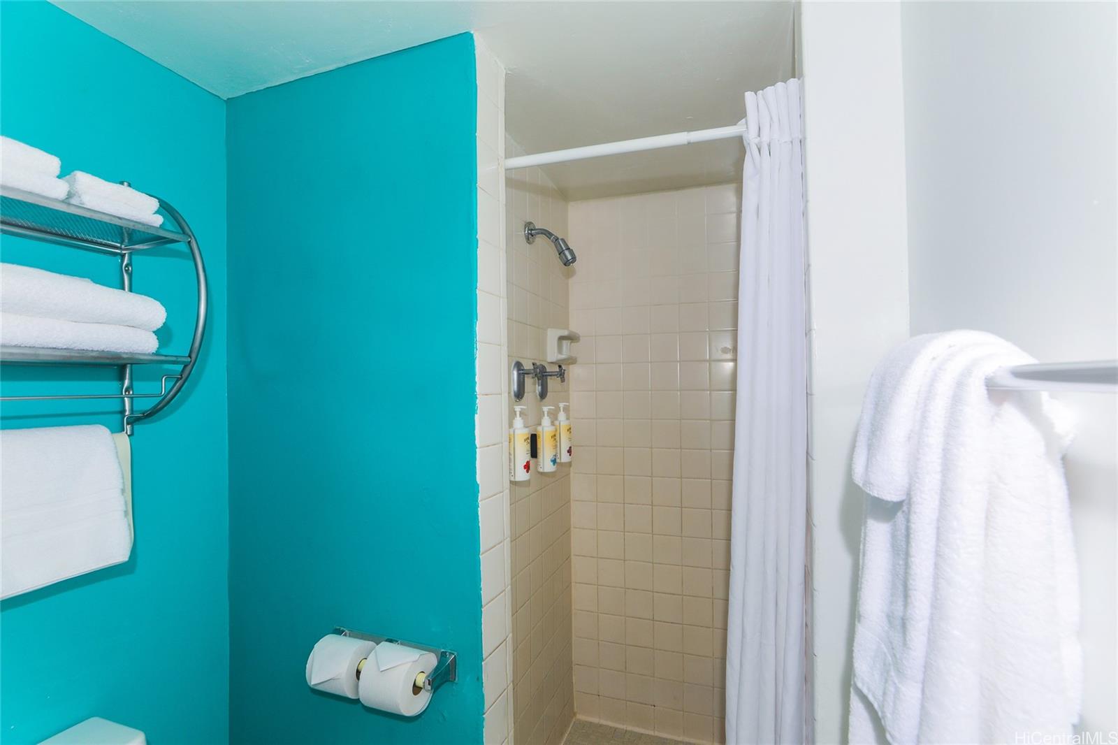 Aloha Surf Hotel condo # 507, Honolulu, Hawaii - photo 15 of 25