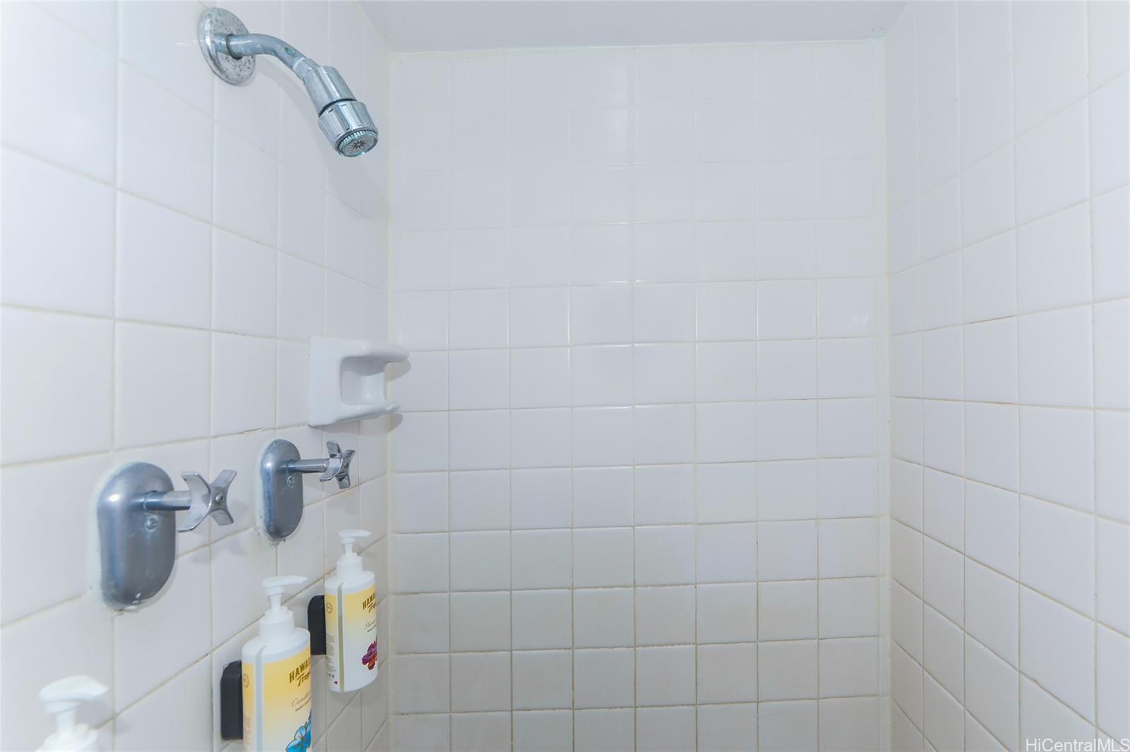 Aloha Surf Hotel condo # 507, Honolulu, Hawaii - photo 16 of 25